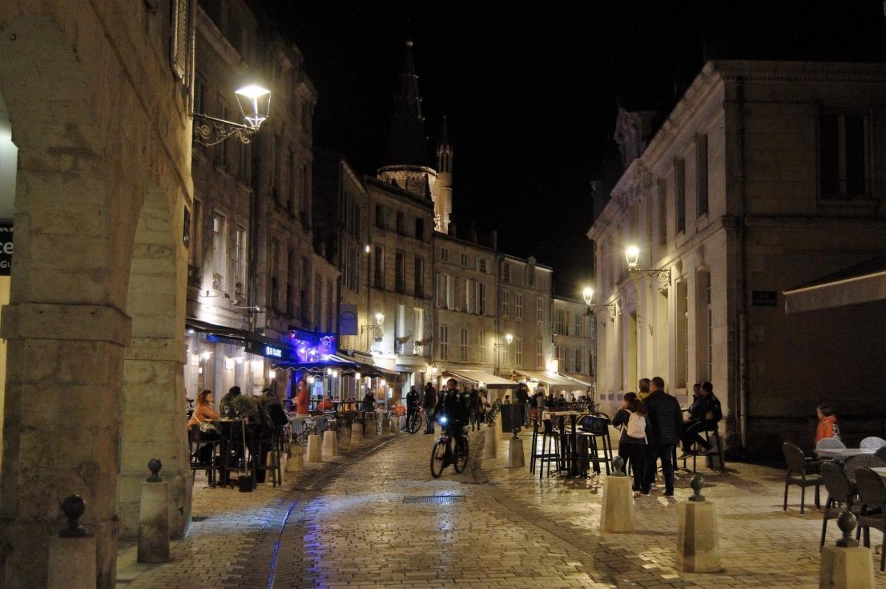 - Le Petit Rochelais -Calme&Cosy- Wifi-Netflix Apartment La Rochelle  Ngoại thất bức ảnh